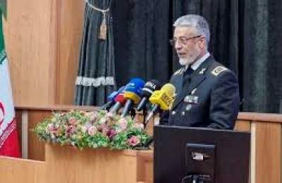 بی‌توجهی به تهدیدات ما را غافلگیر می‌کند/توجه نیروهای مسلح به عرصه‌های نوین فناوری