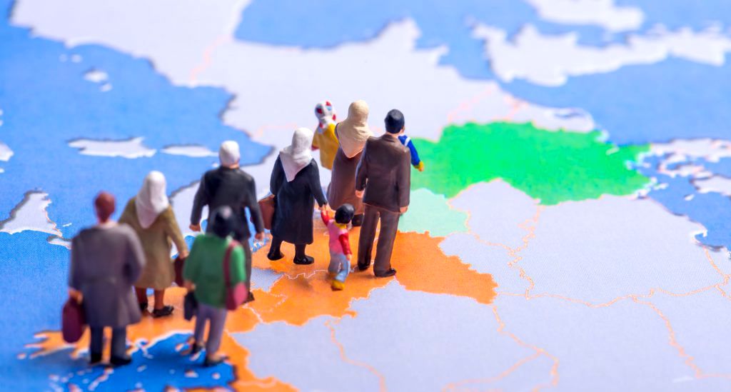 موج مهاجرت کارگران ایرانی به کشورهای همسایه | درآمد کارگر ایرانی در عراق 4 برابر ایران | نیاز فوری به «اطلس اشتغال» و بازنگری قانون کار موج مهاجرت کارگران ایرانی به کشورهای همسایه | درآمد کارگر ایرانی در عراق 4 برابر ایران | نیاز فوری به «اطلس اشتغال» و بازنگری قانون کار