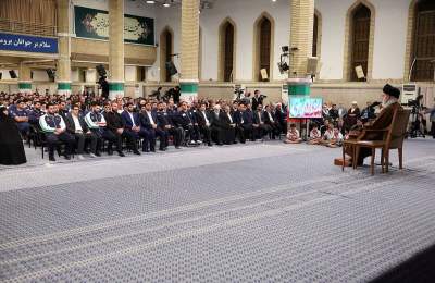 قدردانی جامعه ورزش از رهبر انقلاب: با تلاش افزونتر سربازان ایران در جنگ نرم خواهیم بود قدردانی جامعه ورزش از رهبر انقلاب: با تلاش افزونتر سربازان ایران در جنگ نرم خواهیم بود