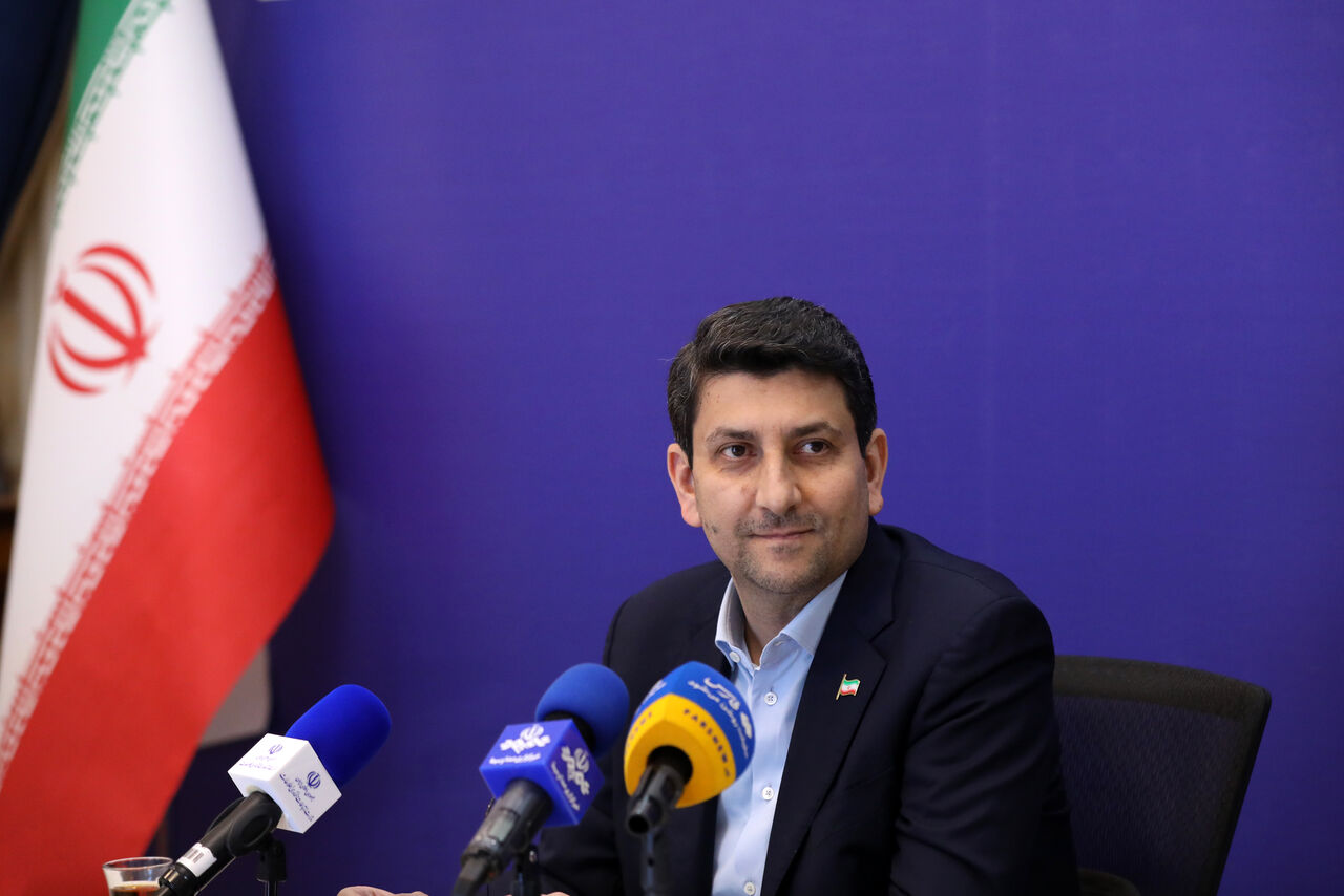 هاشمی: ارتباطات آینده نگر در دستور کار باشد/ در وفاق انحصار نداریم هاشمی: ارتباطات آینده نگر در دستور کار باشد/ در وفاق انحصار نداریم