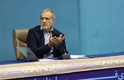 تاکید پزشکیان بر تسریع در جمعآوری گازهای مشعل/ حتی یک روز تعلل نکنید تاکید پزشکیان بر تسریع در جمعآوری گازهای مشعل/ حتی یک روز تعلل نکنید