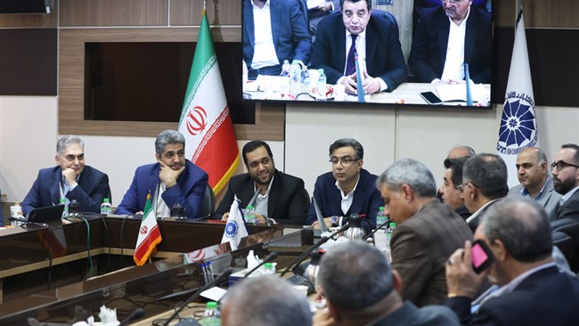 بخش خصوصی منتظر شفافیت بیشتر بانک مرکزی است | بانک مرکزی به وعدههای خود با بخش خصوصی عمل نکرده است بخش خصوصی منتظر شفافیت بیشتر بانک مرکزی است | بانک مرکزی به وعدههای خود با بخش خصوصی عمل نکرده است