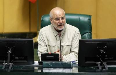 قالیباف: شهید سلیمانی در دل تهدیدها، فرصت میدید قالیباف: شهید سلیمانی در دل تهدیدها، فرصت میدید