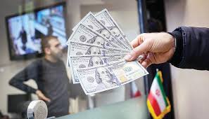 پس‌لرزه‌های رکوردزنی پیاپی دلار | قیمت در کف کانال 148 هزار تومان بسته شد | عقب‌نشینی دلار هرات و تعدیل درهم