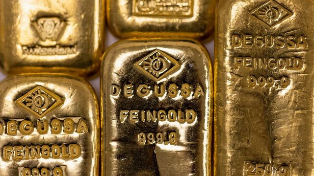 طلای جهانی از ۵۲۰۰ دلار عبور کرد طلای جهانی از ۵۲۰۰ دلار عبور کرد