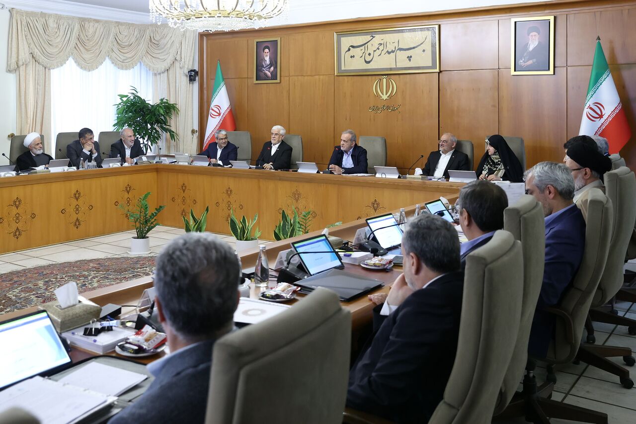 پزشکیان: تشدید فشارهای اقتصادی علیه کشور برای افزایش نارضایتی مردم است پزشکیان: تشدید فشارهای اقتصادی علیه کشور برای افزایش نارضایتی مردم است