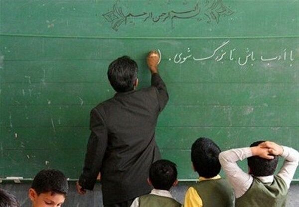 وزیر آموزش و پرورش از پیگیری اخذ مجوز استخدام ۷۴ هزار نیروی جدید خبر داد