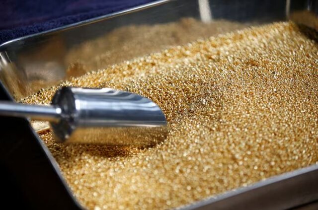 طلای جهانی در آستانه چهارمین افزایش هفتگی قیمت