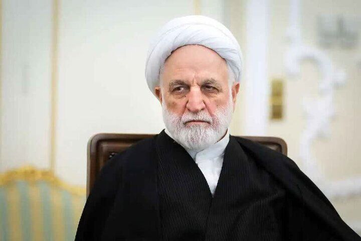 تجاوز آمریکا به کشتی تجاری ایران در آب‌های دریای عمان مصداق جنایت جنگی است