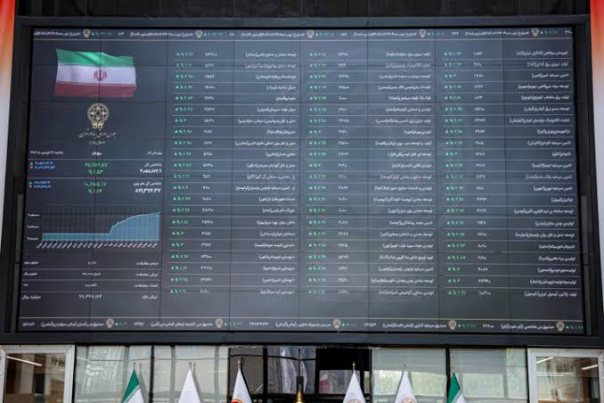 ورود بورس به کانال 8.5 میلیون واحد با رشد ۱۶۸ هزار واحدی شاخص کل | ۷۱۳ نماد سبزپوش شدند | تزریق بیش از ۲ هزار میلیارد تومان پول به سهام