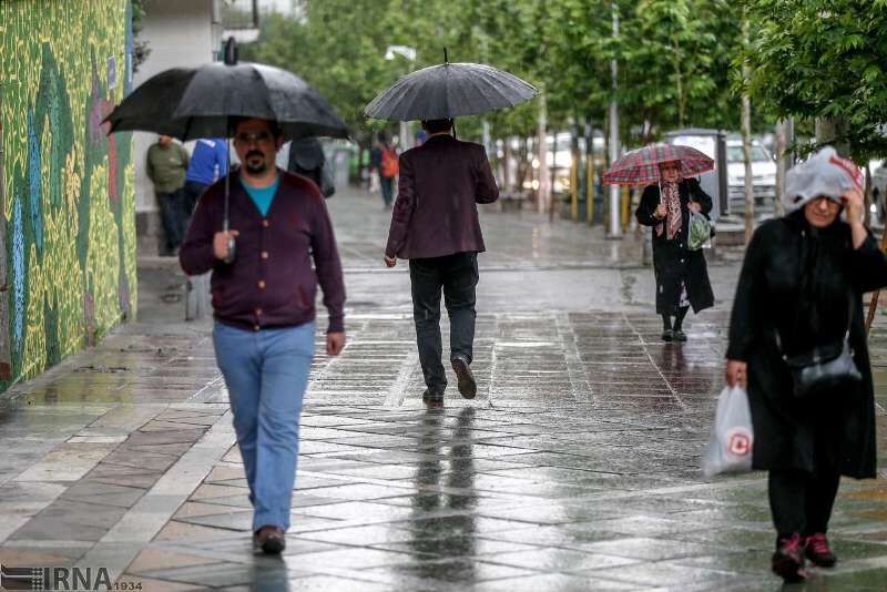 رگبار باران و رعدوبرق در اغلب مناطق کشور