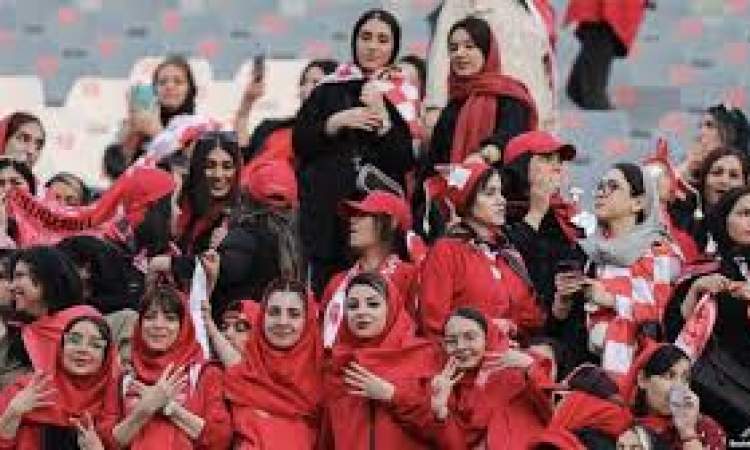 آغاز به کار رسمی تیم فوتبال زنان پرسپولیس با یک تیم کرمانشاهی