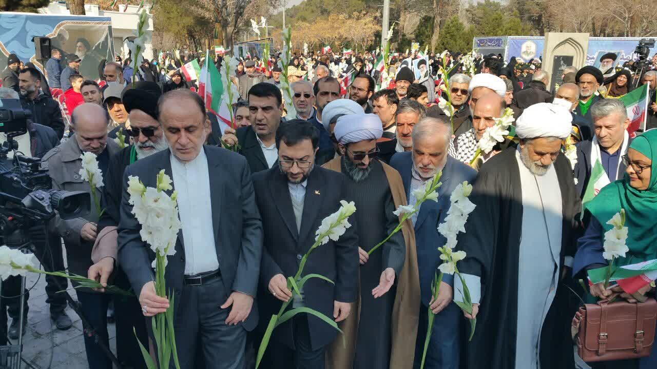 حاجی بابایی : مردم ایران پیروز میدان برابر آمریکا هستند