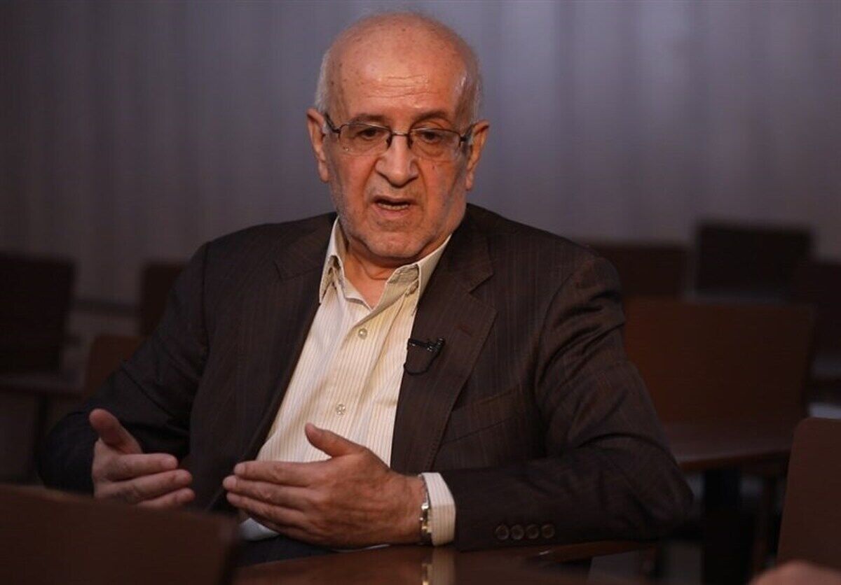 اصلاحات اقتصادی با عمر یک دولت محقق نمیشود/ بیماری اقتصاد ایران هنوز تشخیص داده نشده است اصلاحات اقتصادی با عمر یک دولت محقق نمیشود/ بیماری اقتصاد ایران هنوز تشخیص داده نشده است