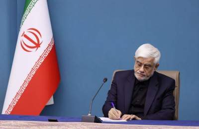 عارف: معلم، فرمانده میدان «امیدآفرینی» در جنگ تحمیلی سوم است
