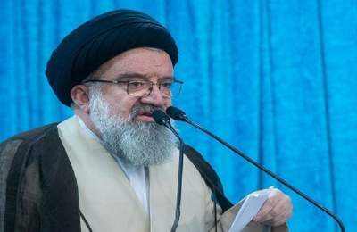 آیت‌الله خاتمی: توان موشکی ایران، آمریکا را به ذلت کشاند