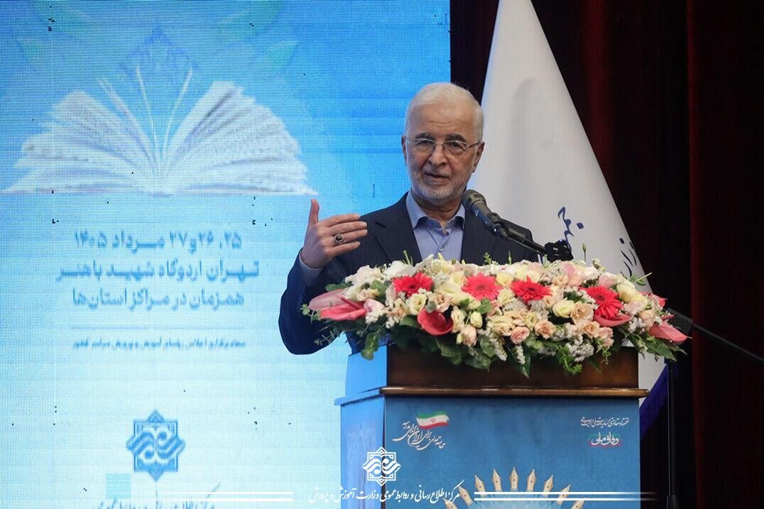 وزیر کشور: آموزش و پرورش مهم‌ترین بستر ساخت آینده کشور است