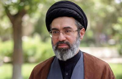 هر کار تفرقه‌انگیزی از هر فردی با هر جایگاهی در جهت مقصود دشمن است
